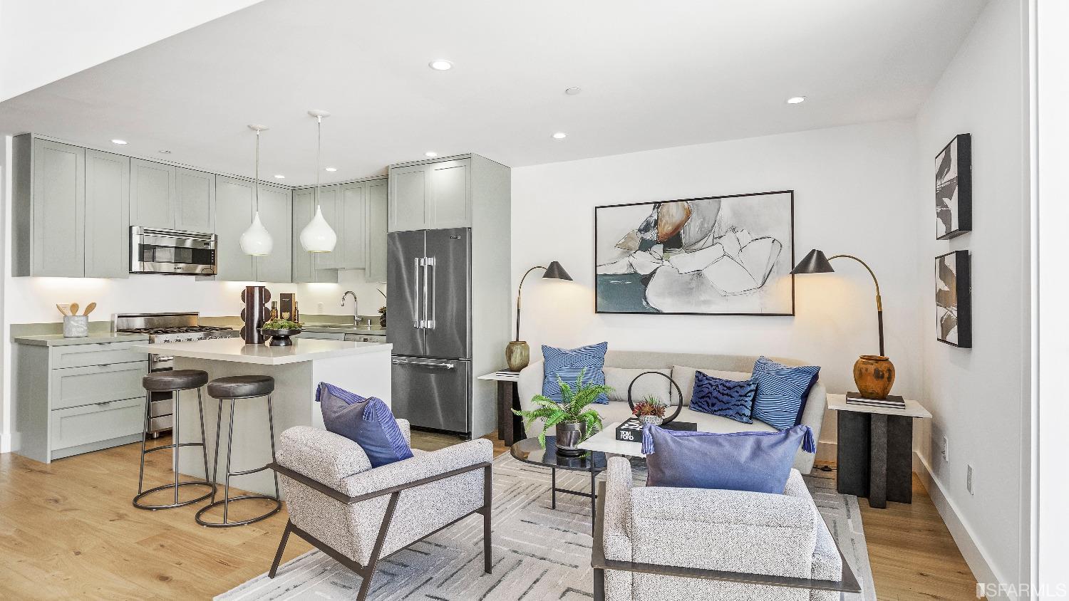 3135 24th Street Unit: 7