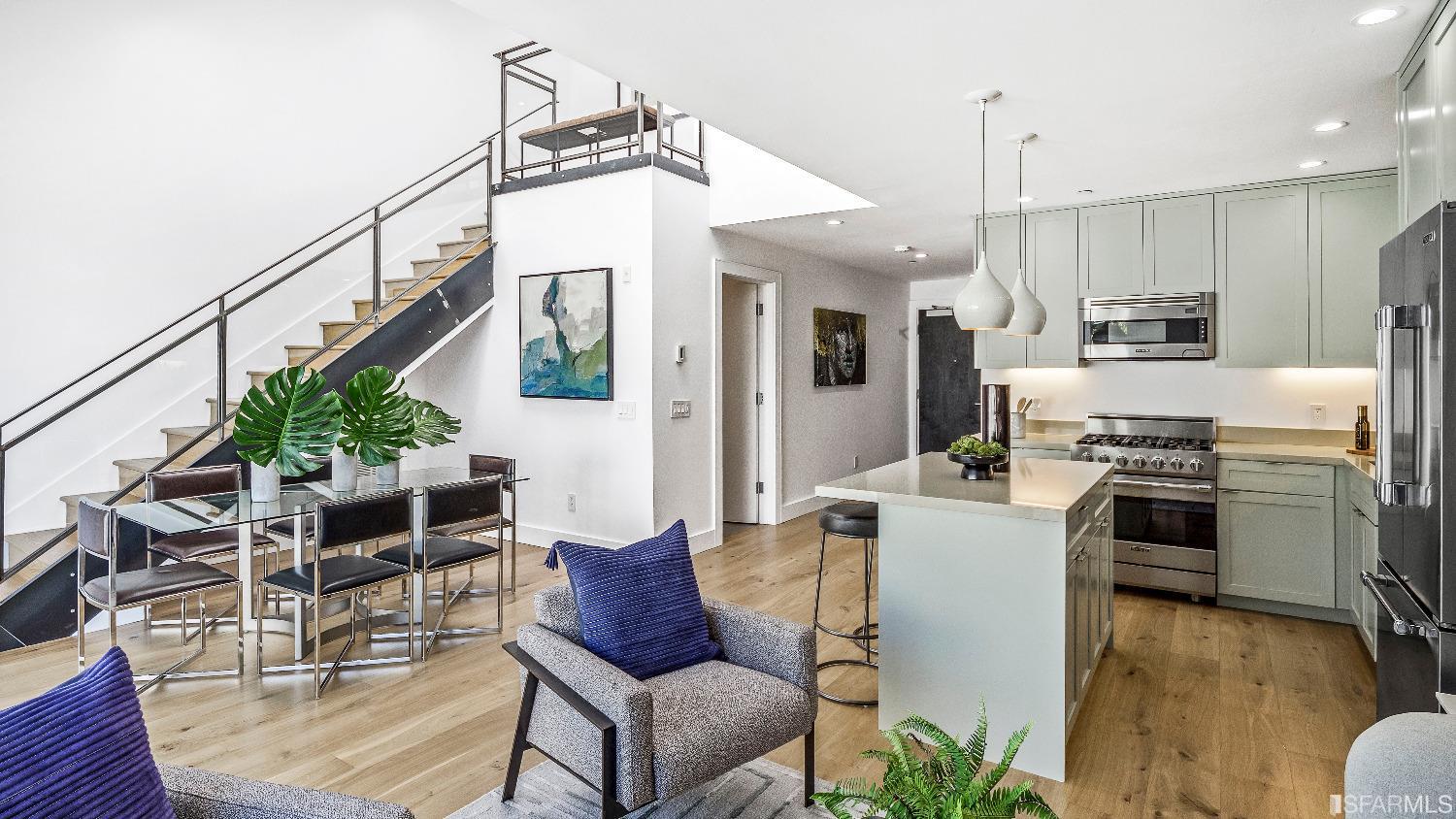 3135 24th Street Unit: 7