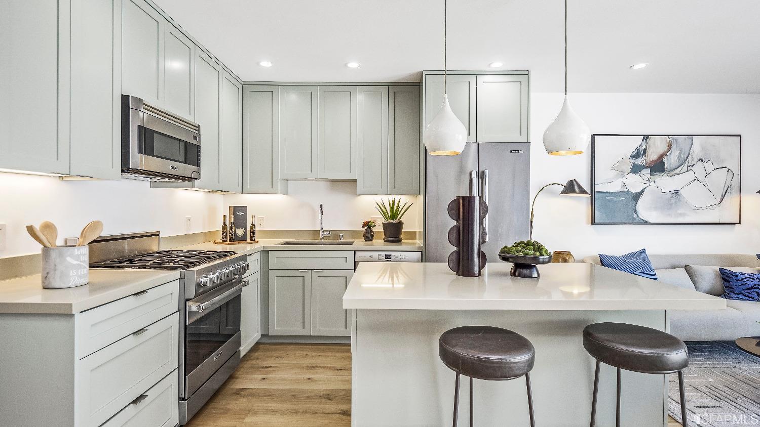 3135 24th Street Unit: 7