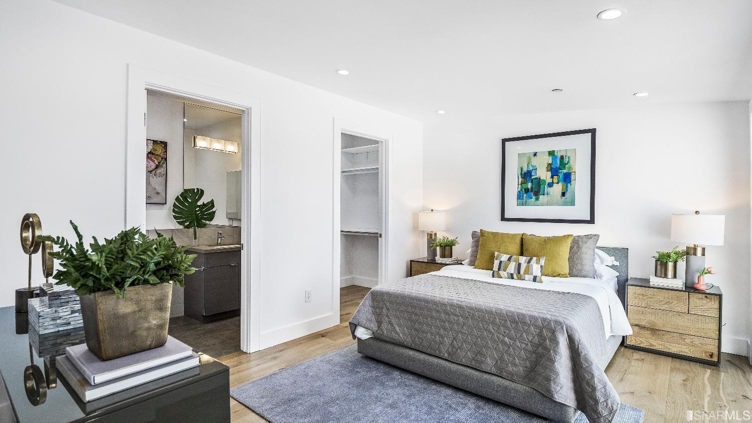 3135 24th Street Unit: 7