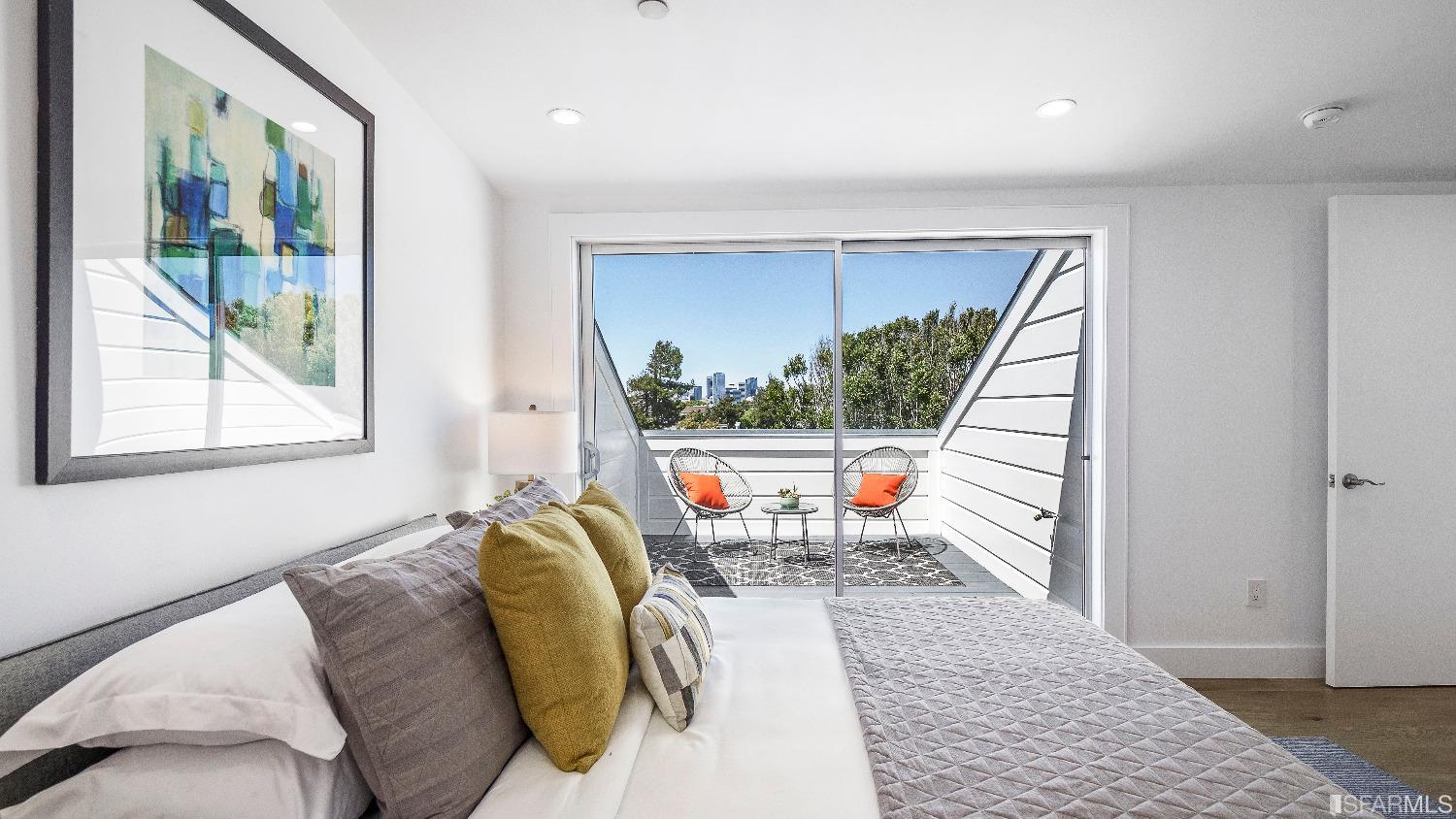 3135 24th Street Unit: 7