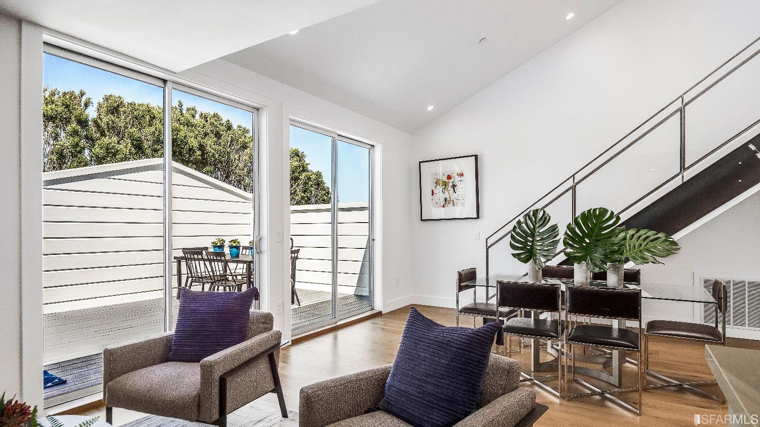 3135 24th Street Unit: 7