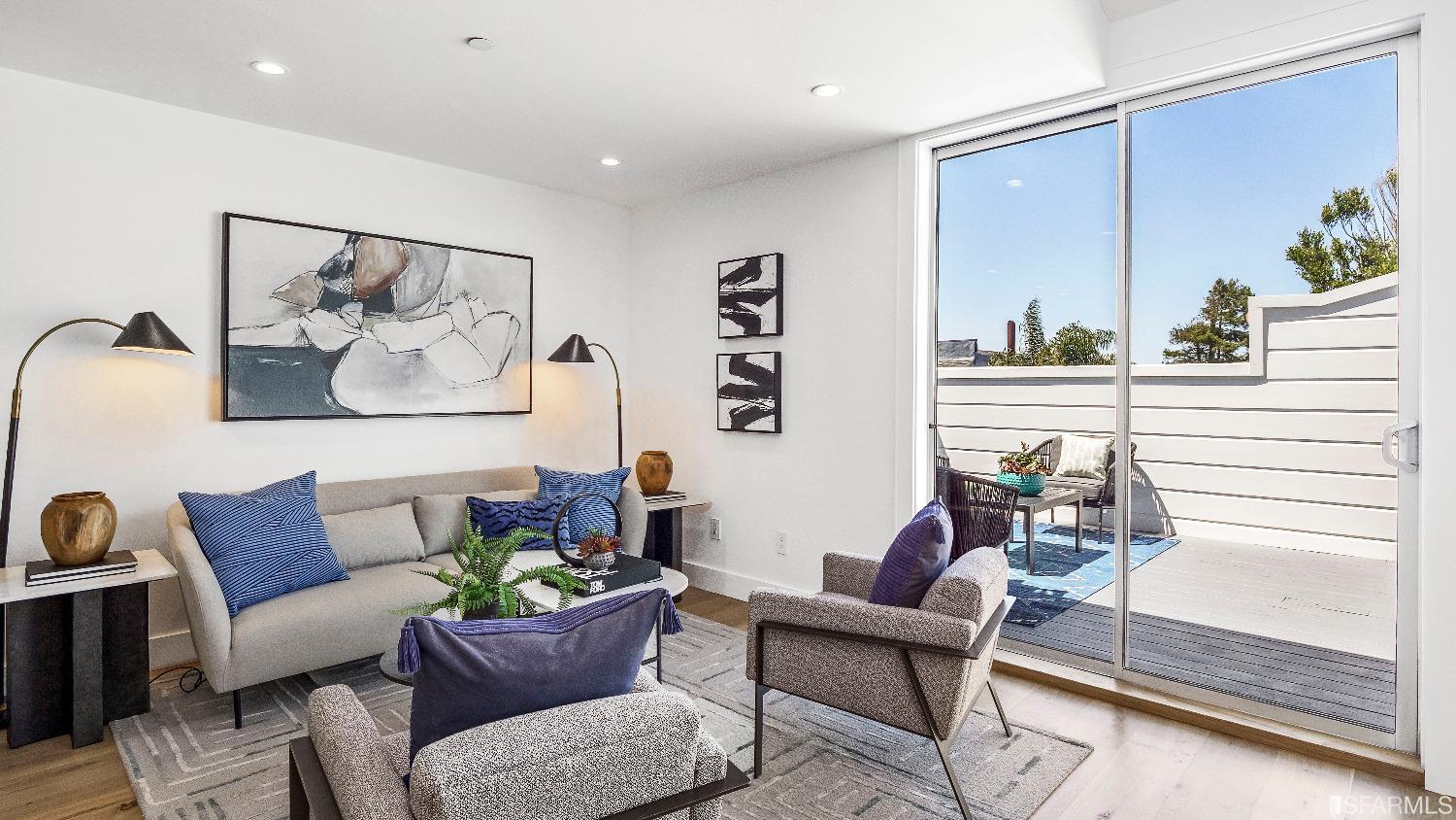 3135 24th Street Unit: 7