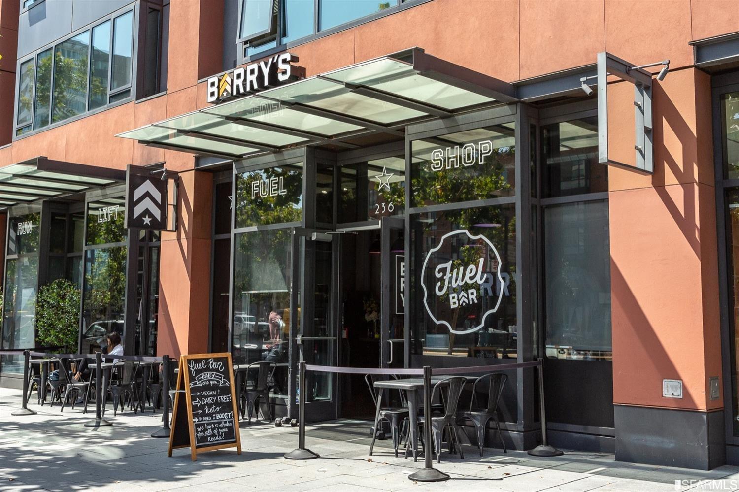 300 Berry Street Unit: 1208