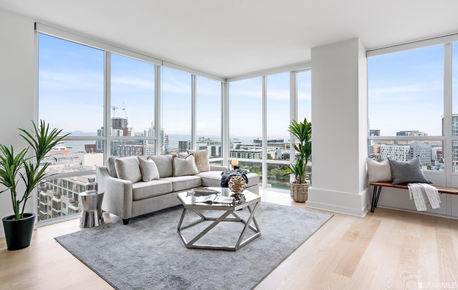 300 Berry Street Unit: 1208