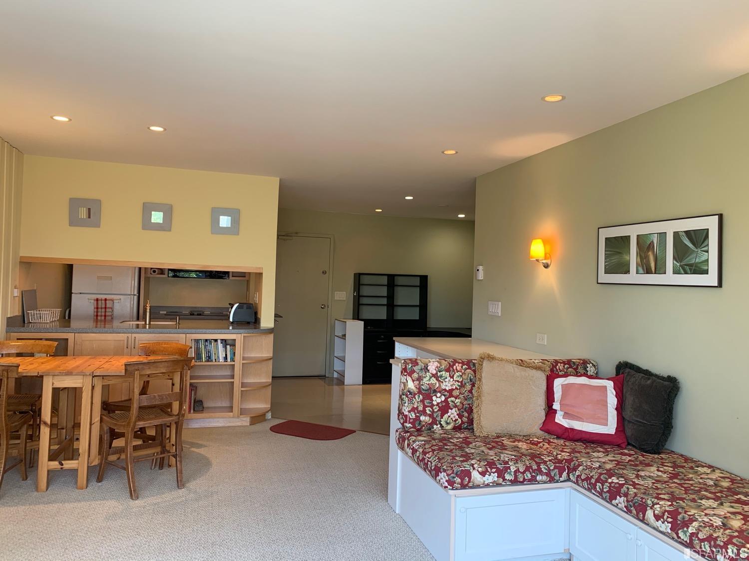 75 Ora Way Unit: D101