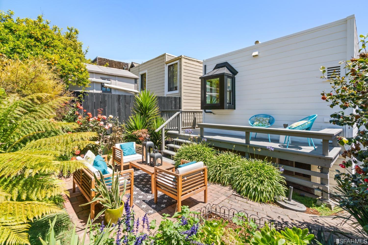 166 Ellsworth Street