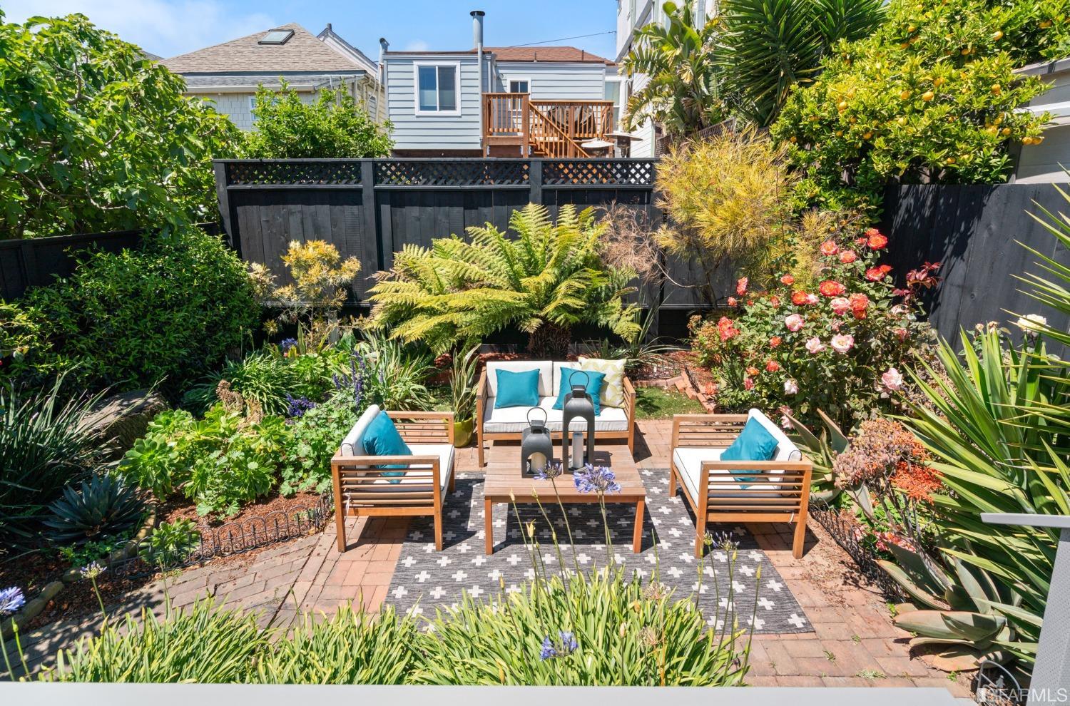 166 Ellsworth Street