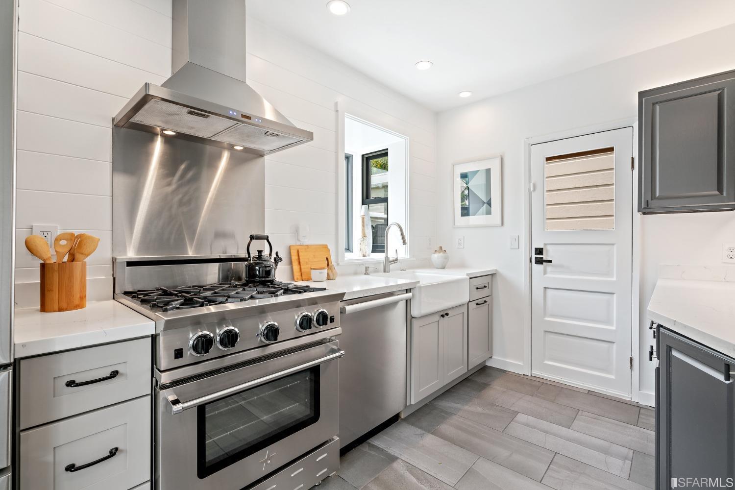 166 Ellsworth Street