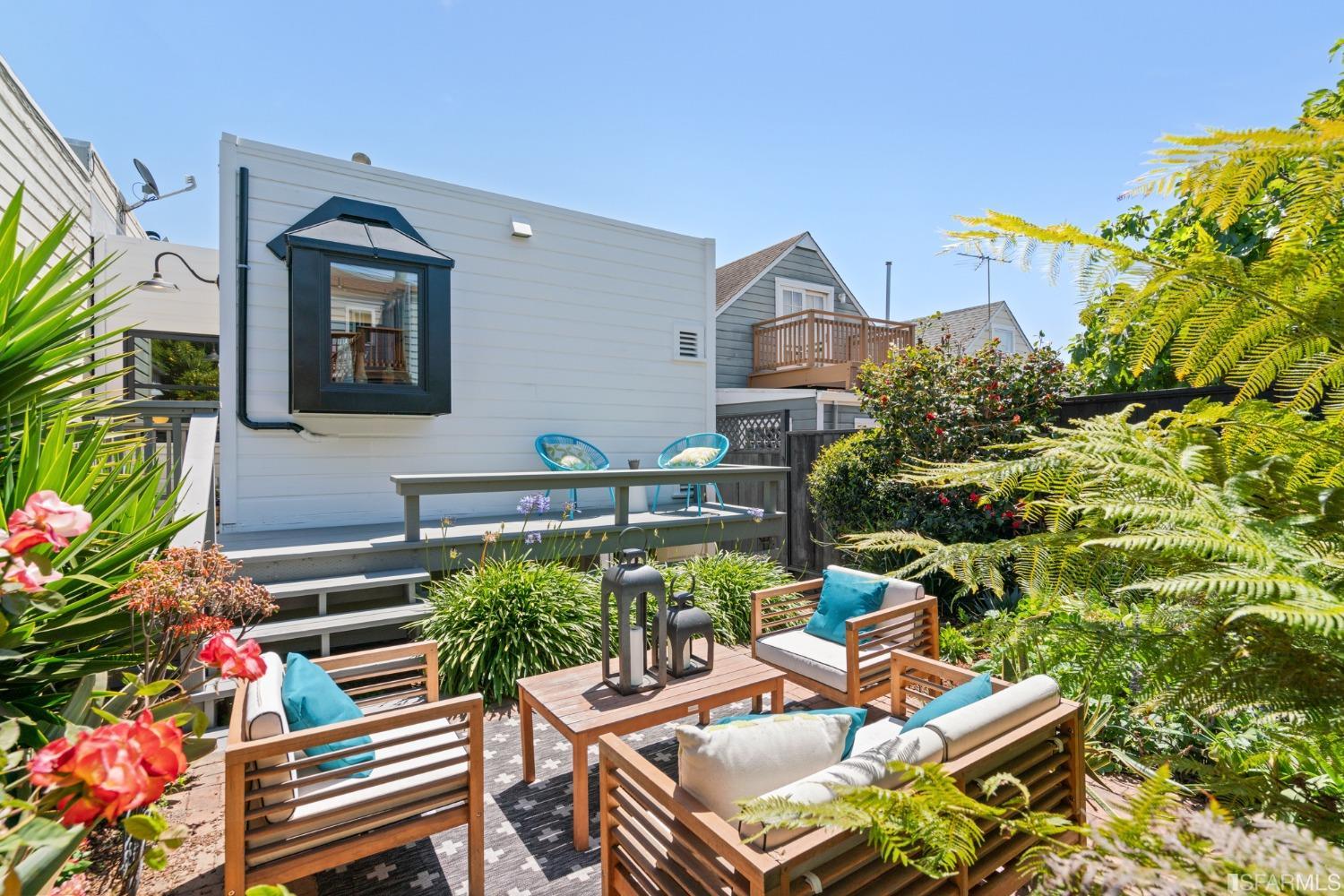 166 Ellsworth Street