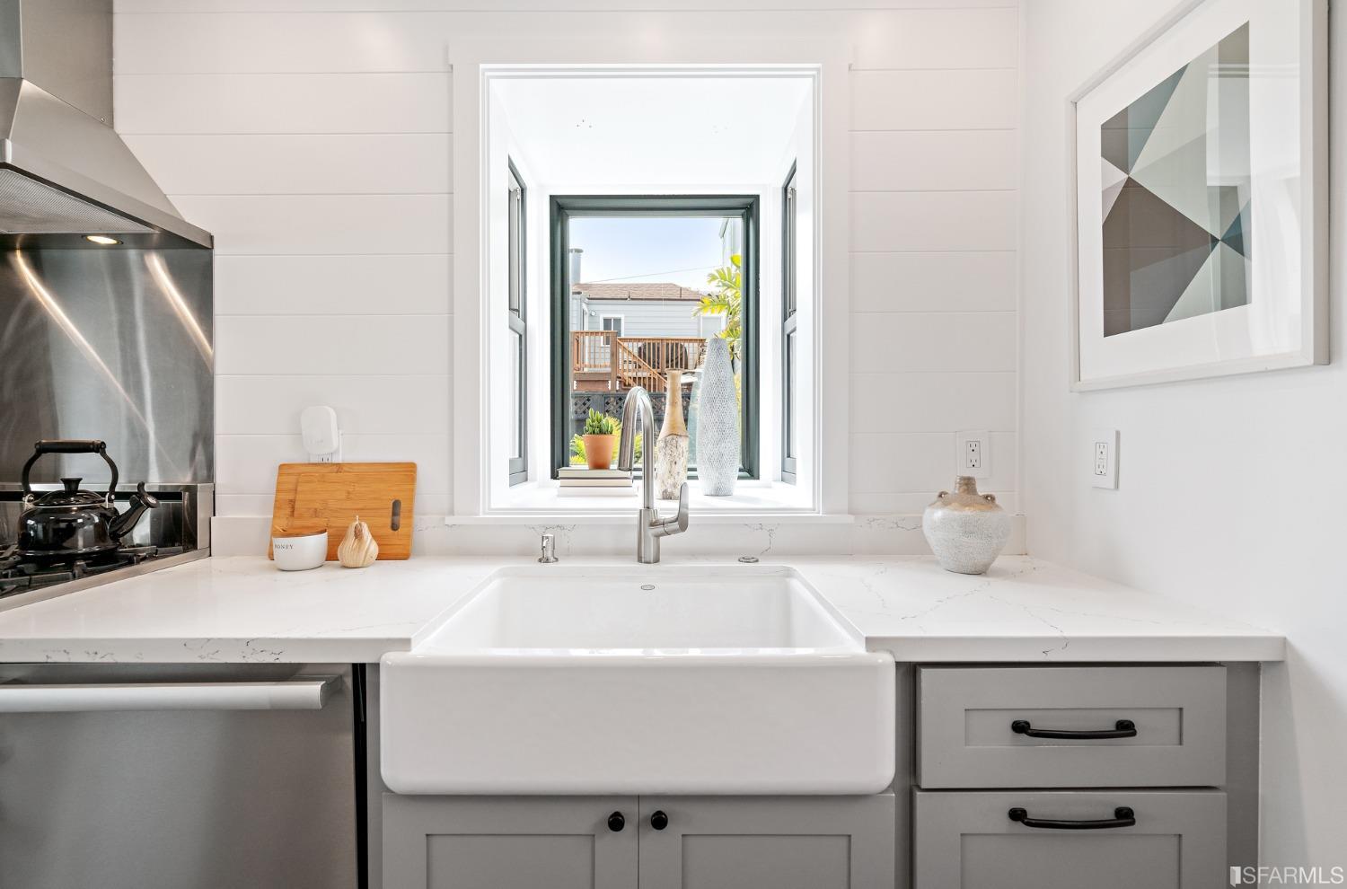 166 Ellsworth Street