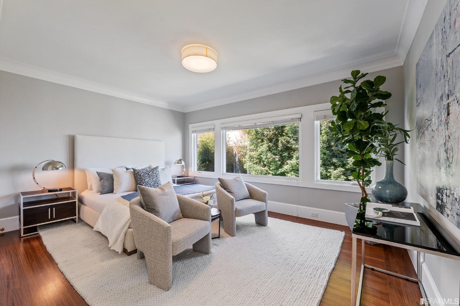 2447 Franklin Street