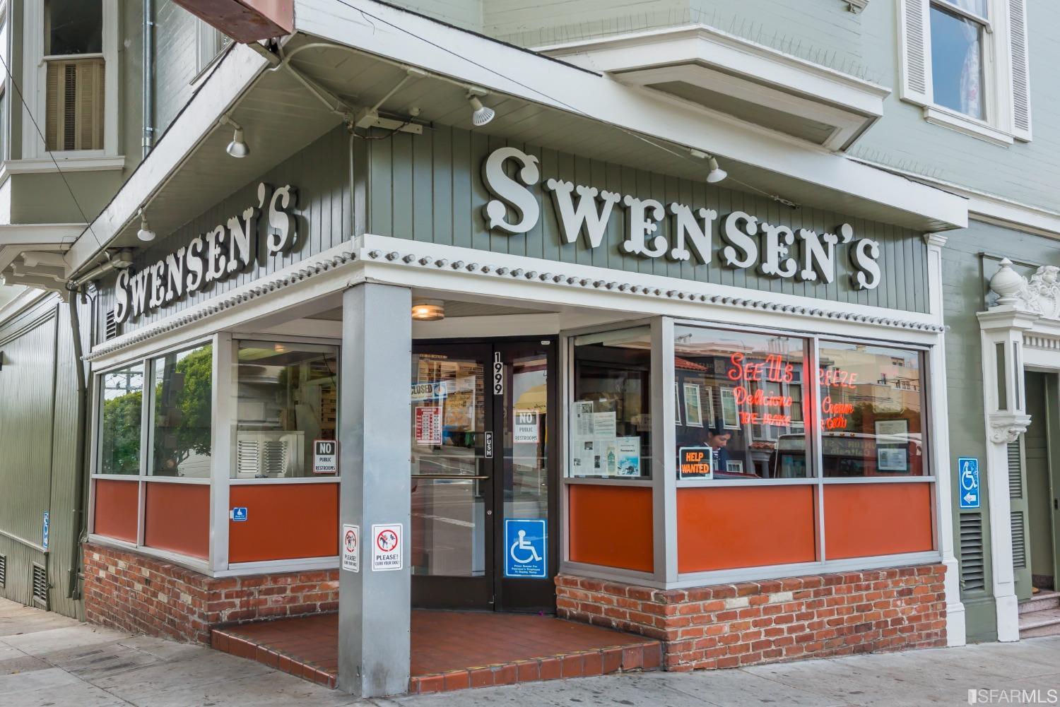 2447 Franklin Street