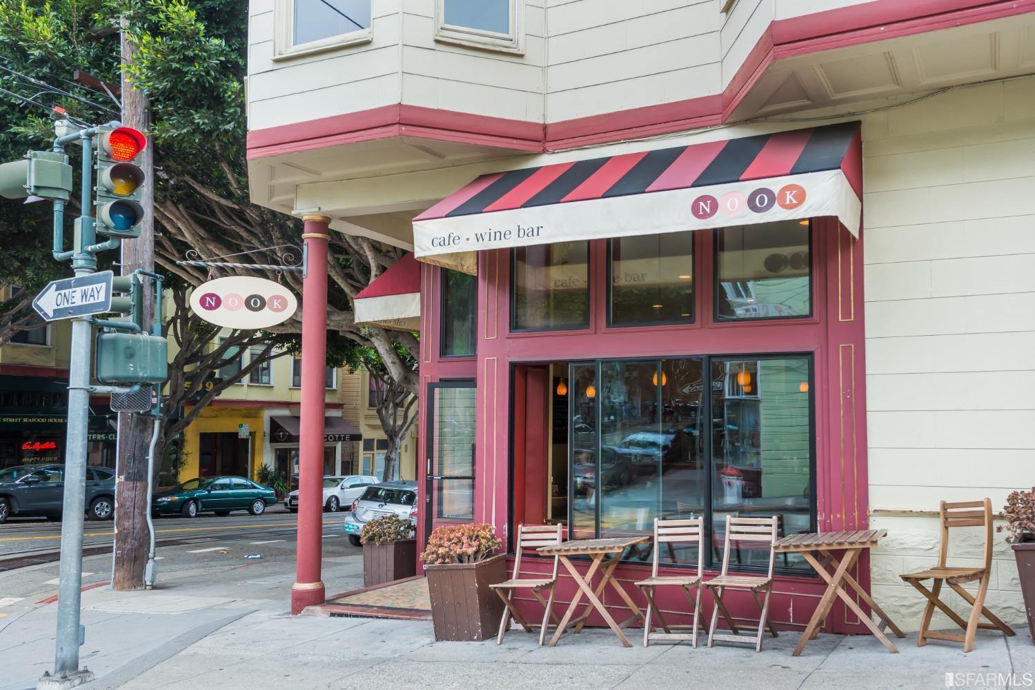 2447 Franklin Street