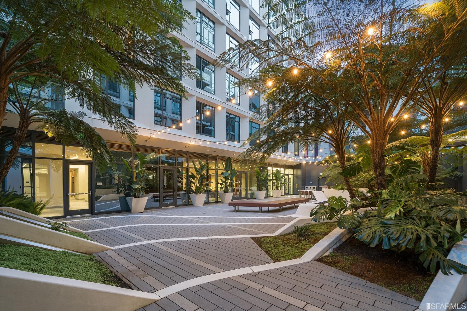 1688 Pine Street Unit: W501