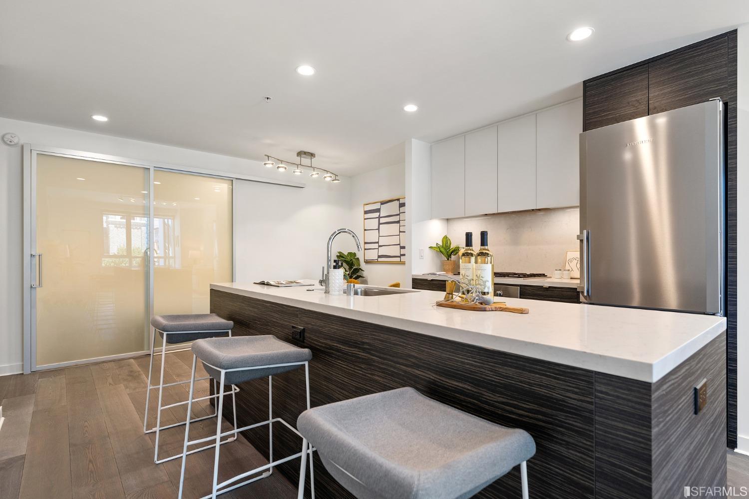 1688 Pine Street Unit: W501