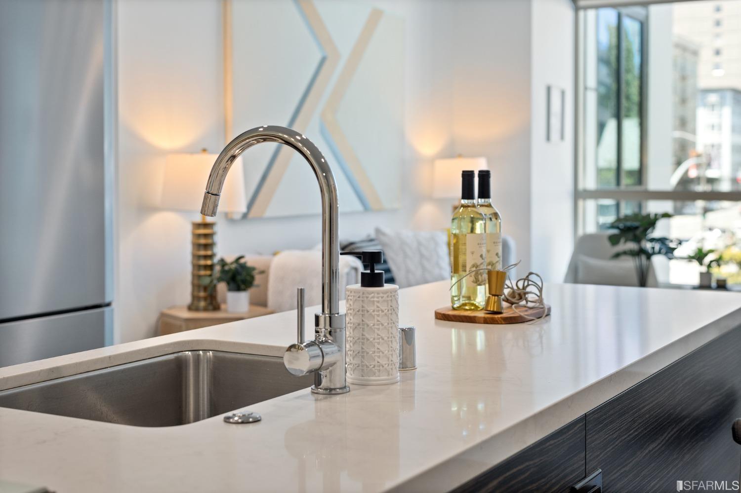 1688 Pine Street Unit: W501