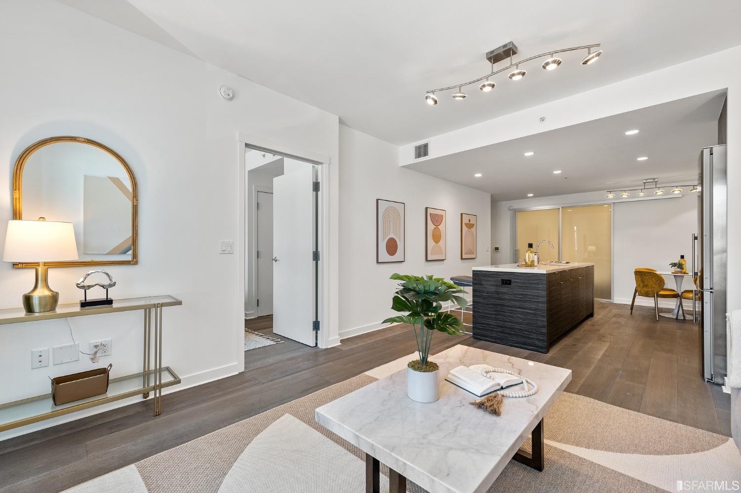 1688 Pine Street Unit: W501