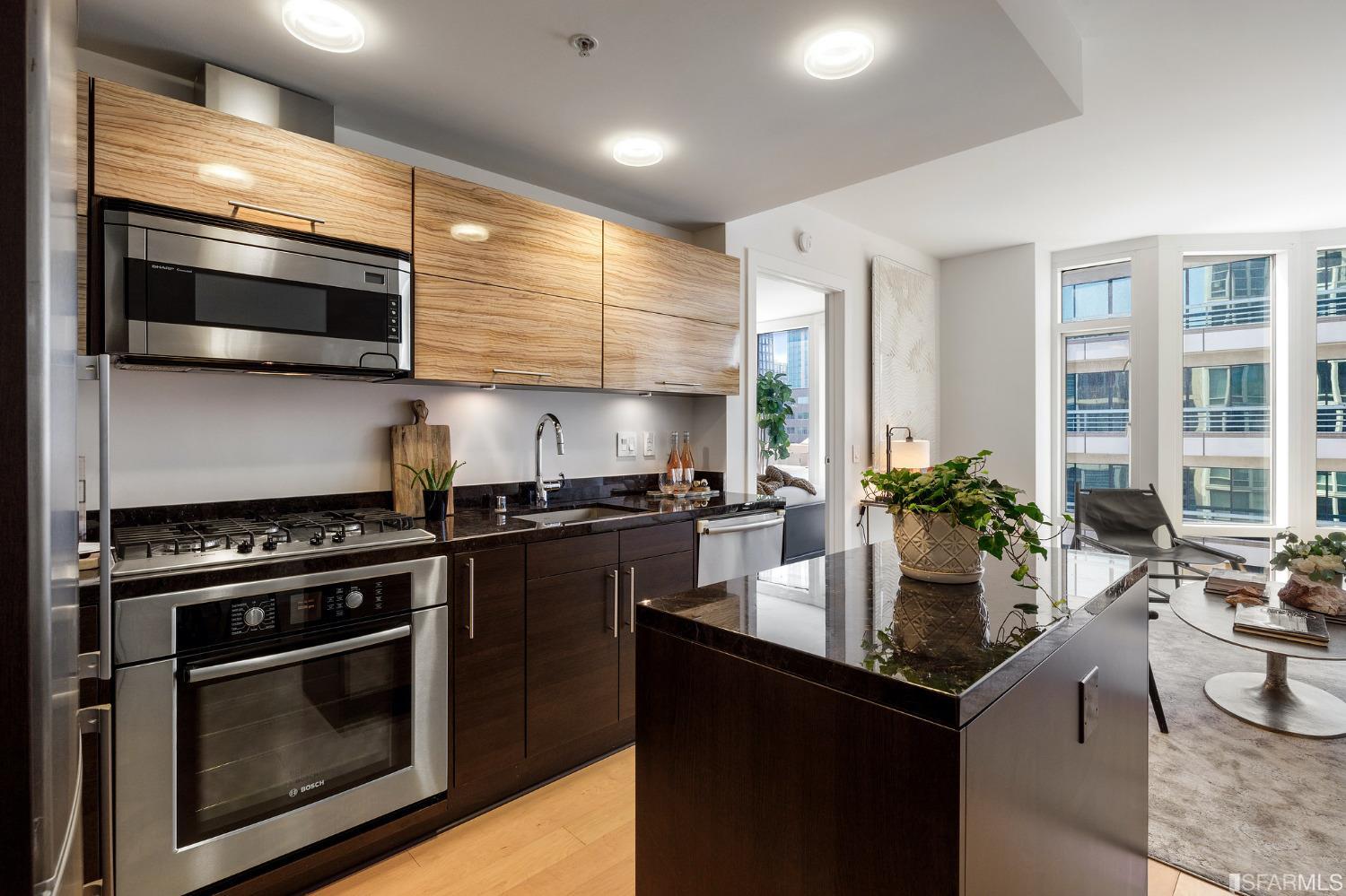 829 Folsom Street Unit: 704
