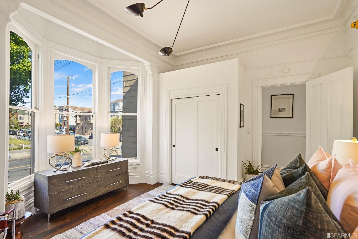 2903 Harrison Street