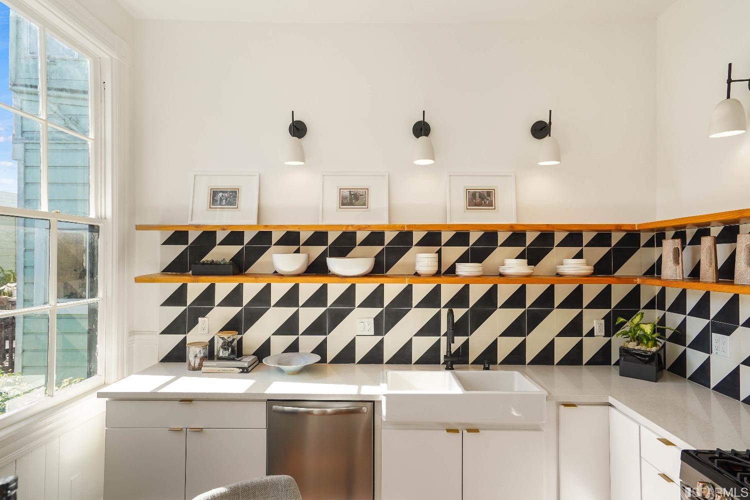 2903 Harrison Street