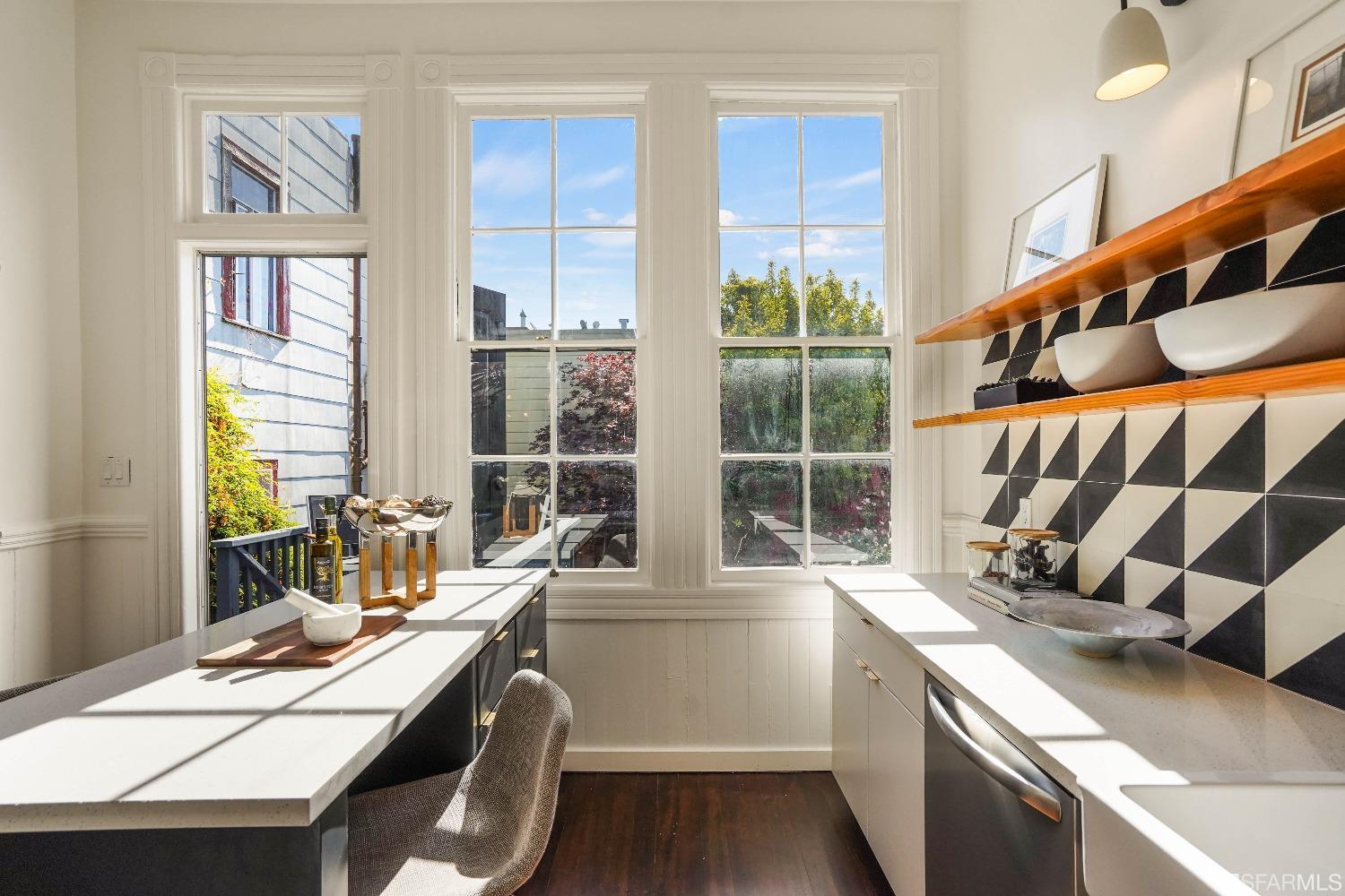 2903 Harrison Street