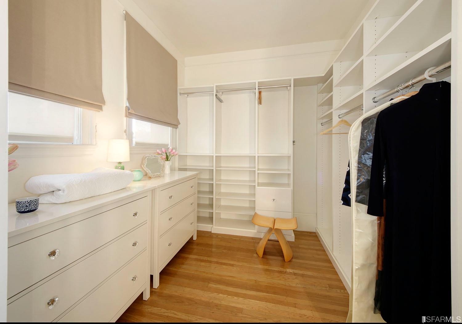 901 Powell Street Unit: 6