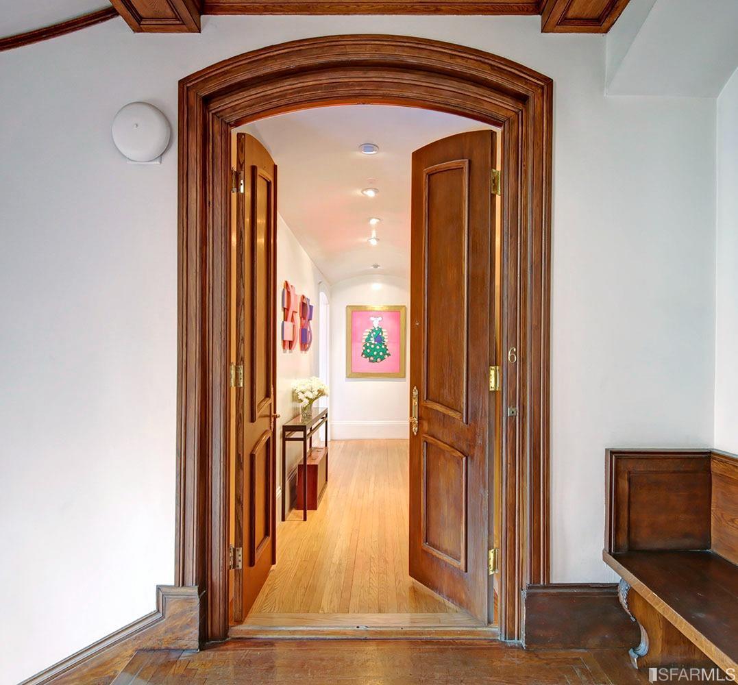 901 Powell Street Unit: 6