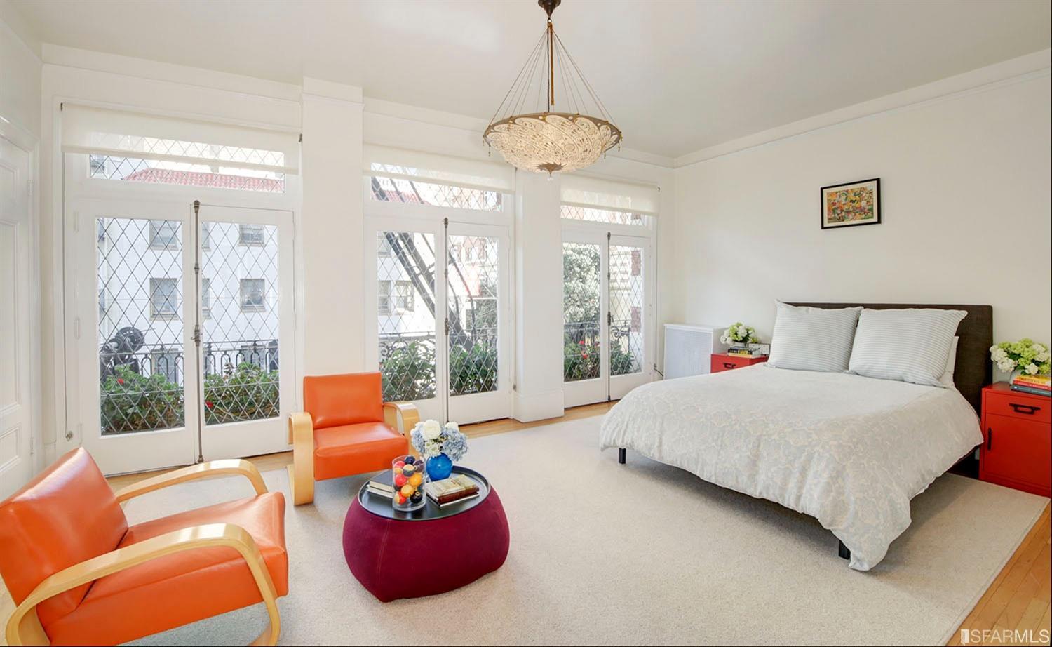 901 Powell Street Unit: 6