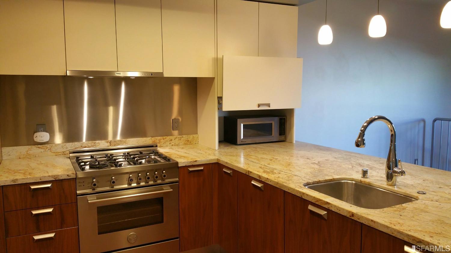 29 Oakwood Street Unit: 16