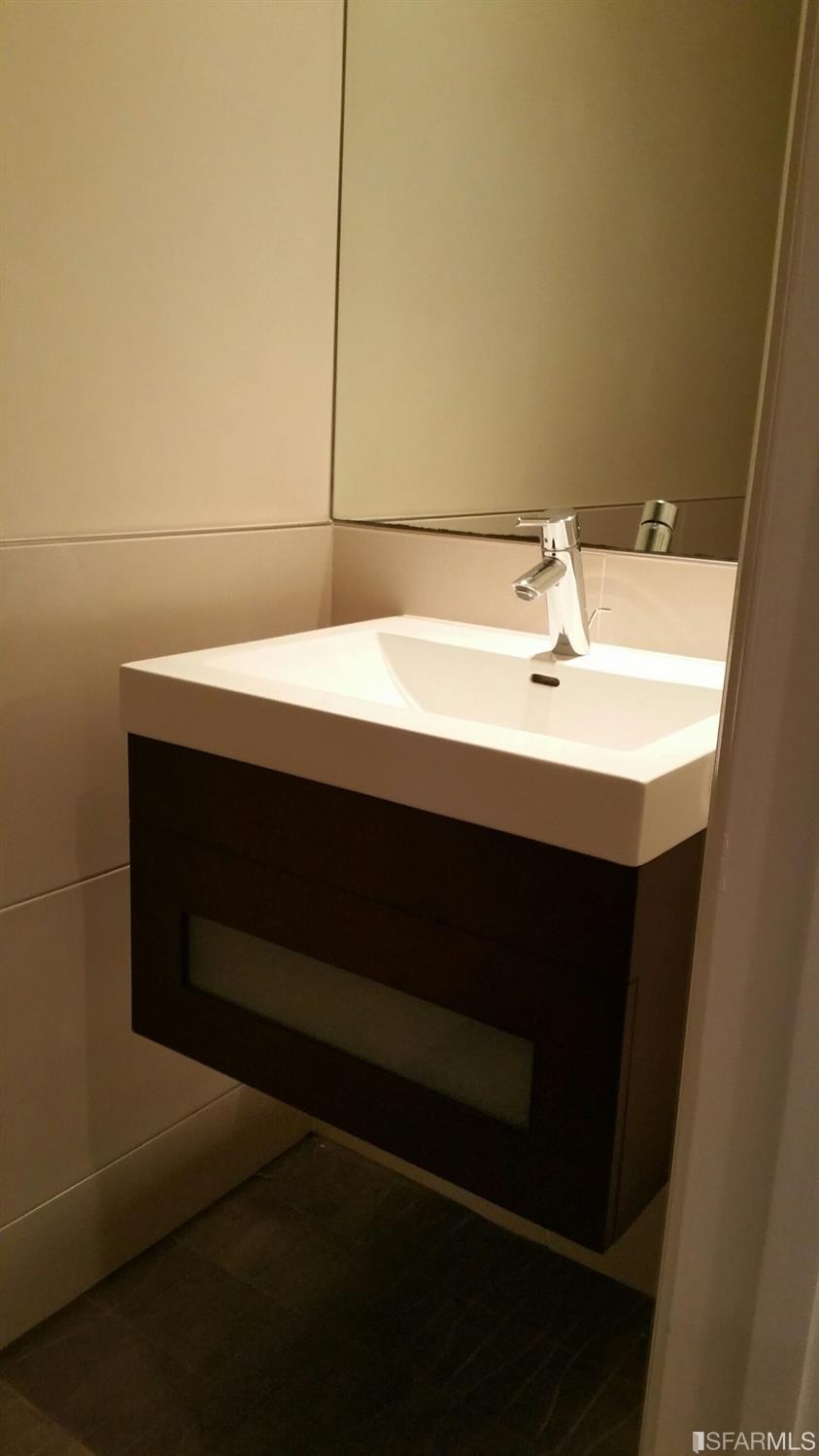 29 Oakwood Street Unit: 16