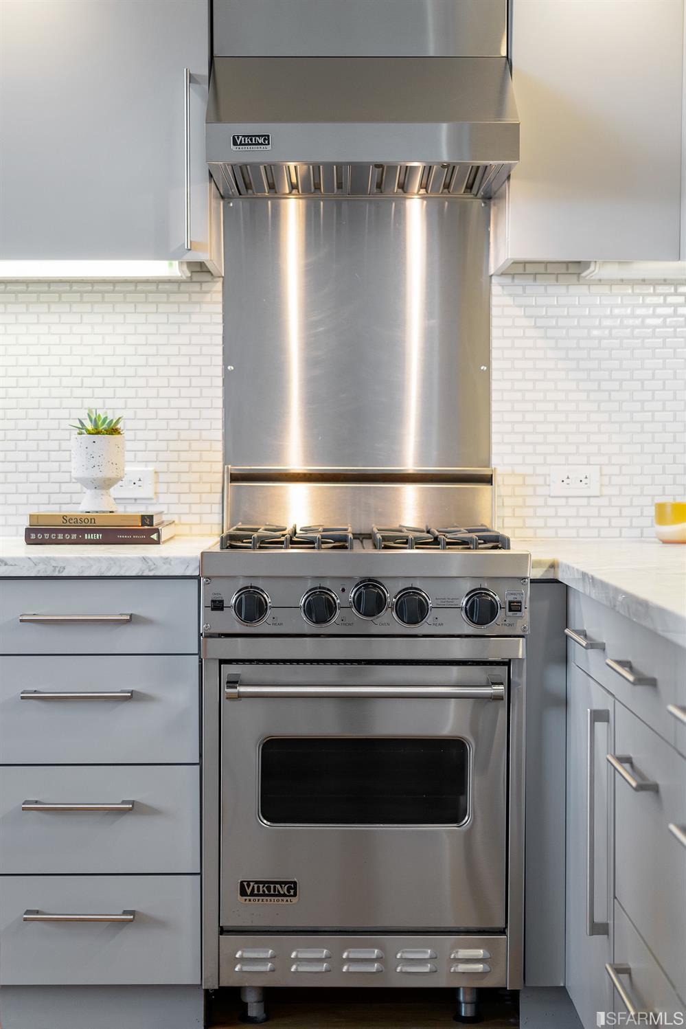 2101 Bryant Street Unit: 205