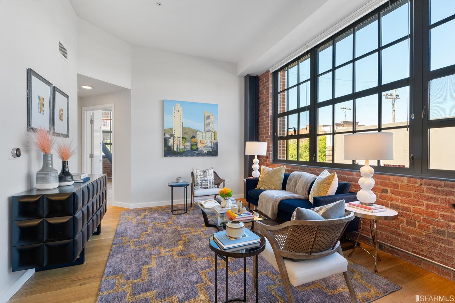 2101 Bryant Street Unit: 205