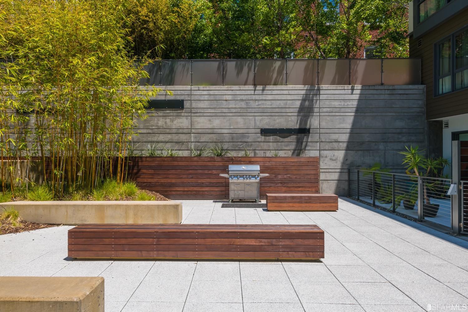 2101 Bryant Street Unit: 205