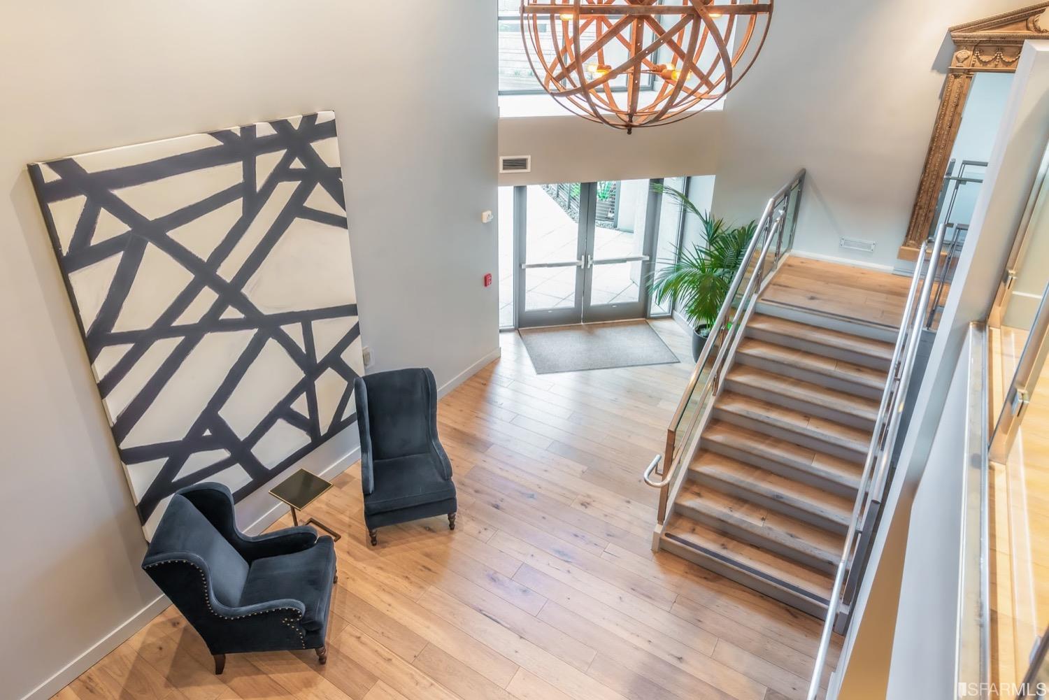 2101 Bryant Street Unit: 205