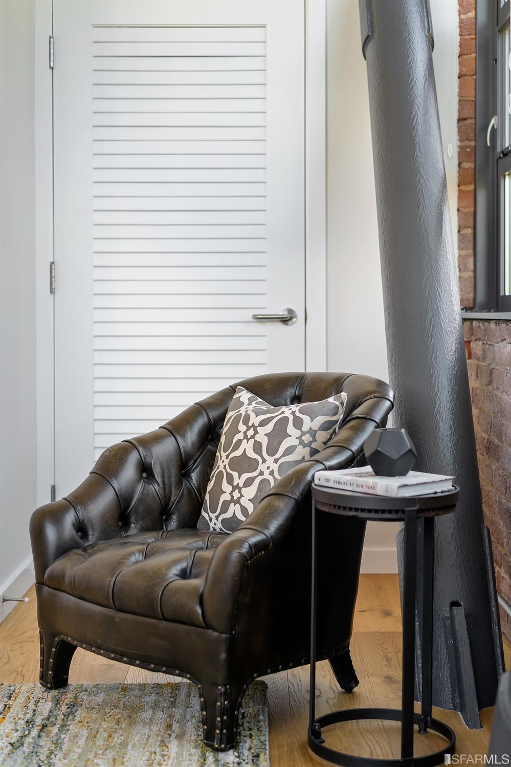 2101 Bryant Street Unit: 205