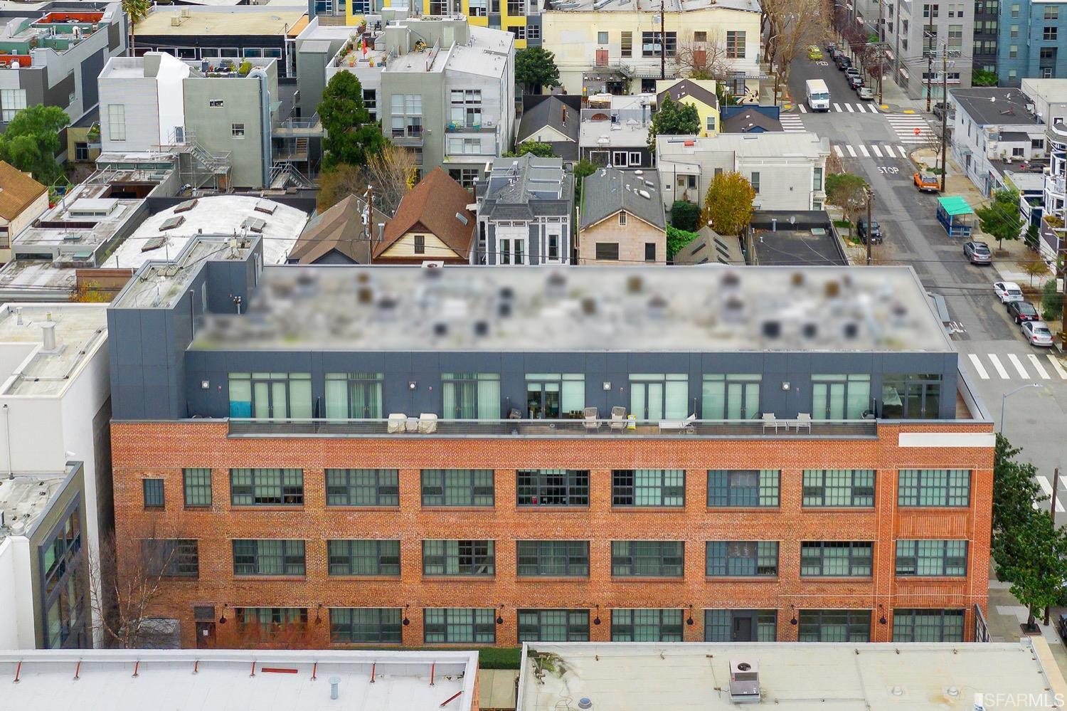 2101 Bryant Street Unit: 205