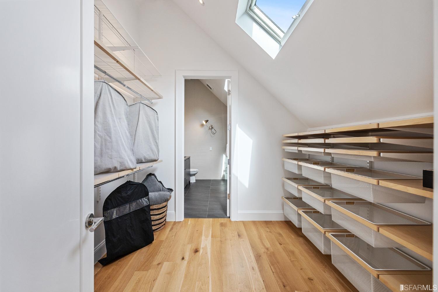 955 South Van Ness Avenue