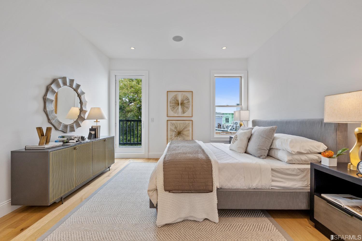 955 South Van Ness Avenue