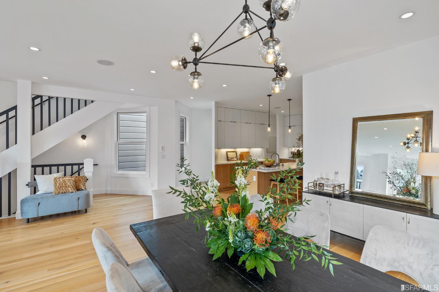 955 South Van Ness Avenue