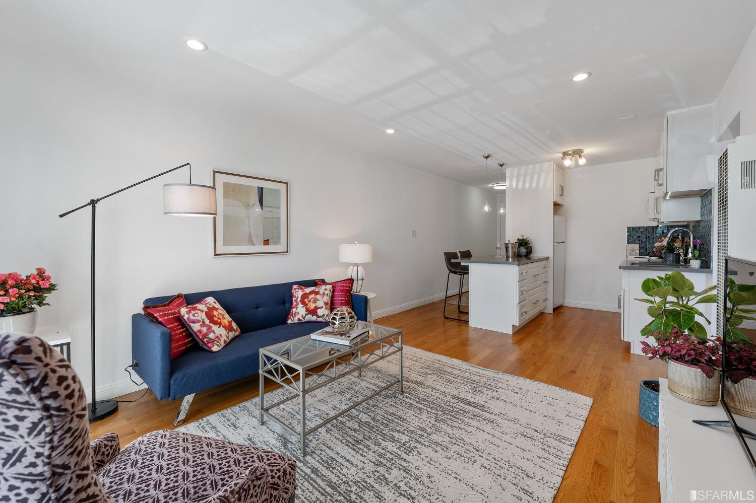 930 Elizabeth Street Unit: 1
