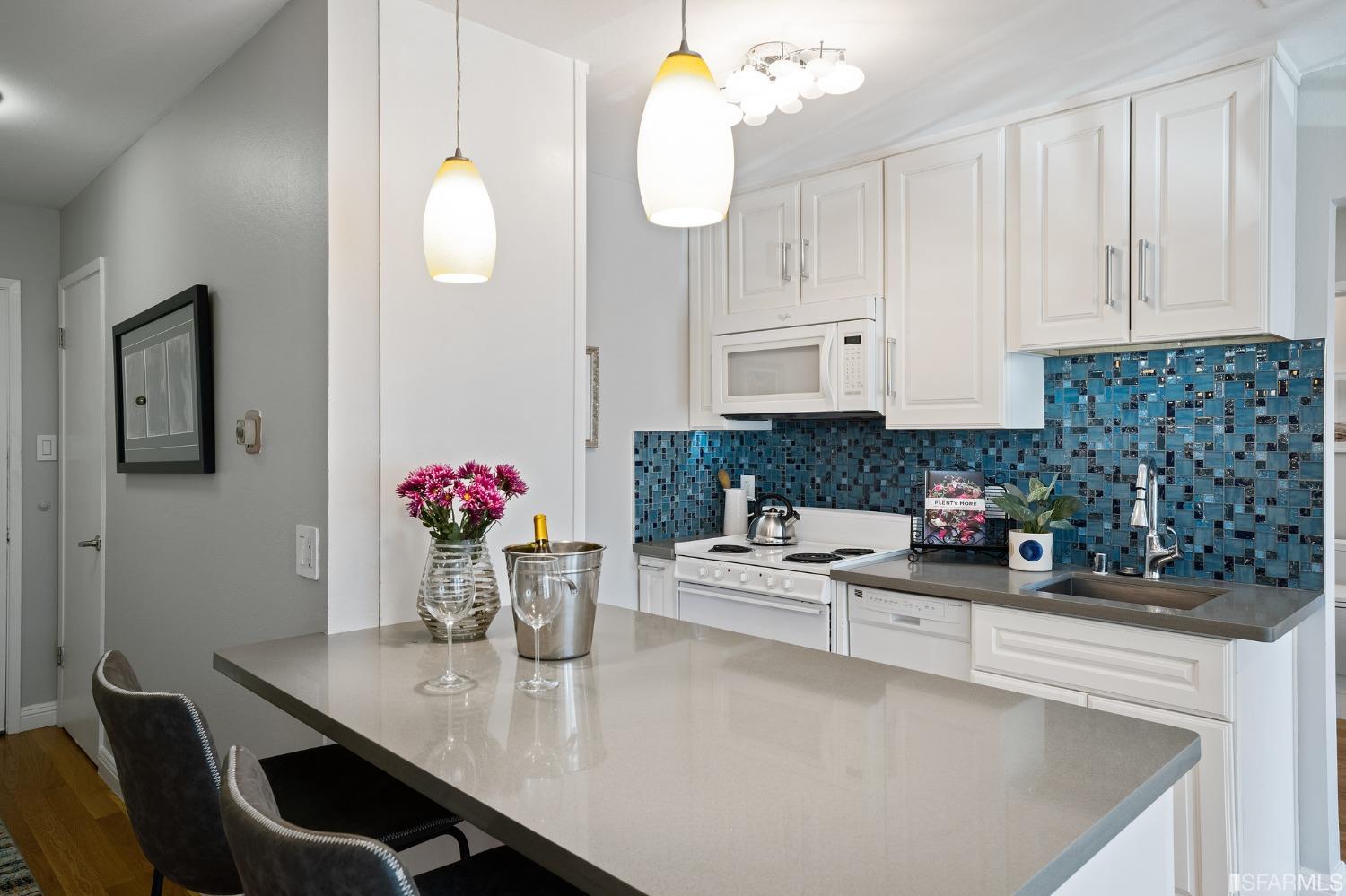930 Elizabeth Street Unit: 1