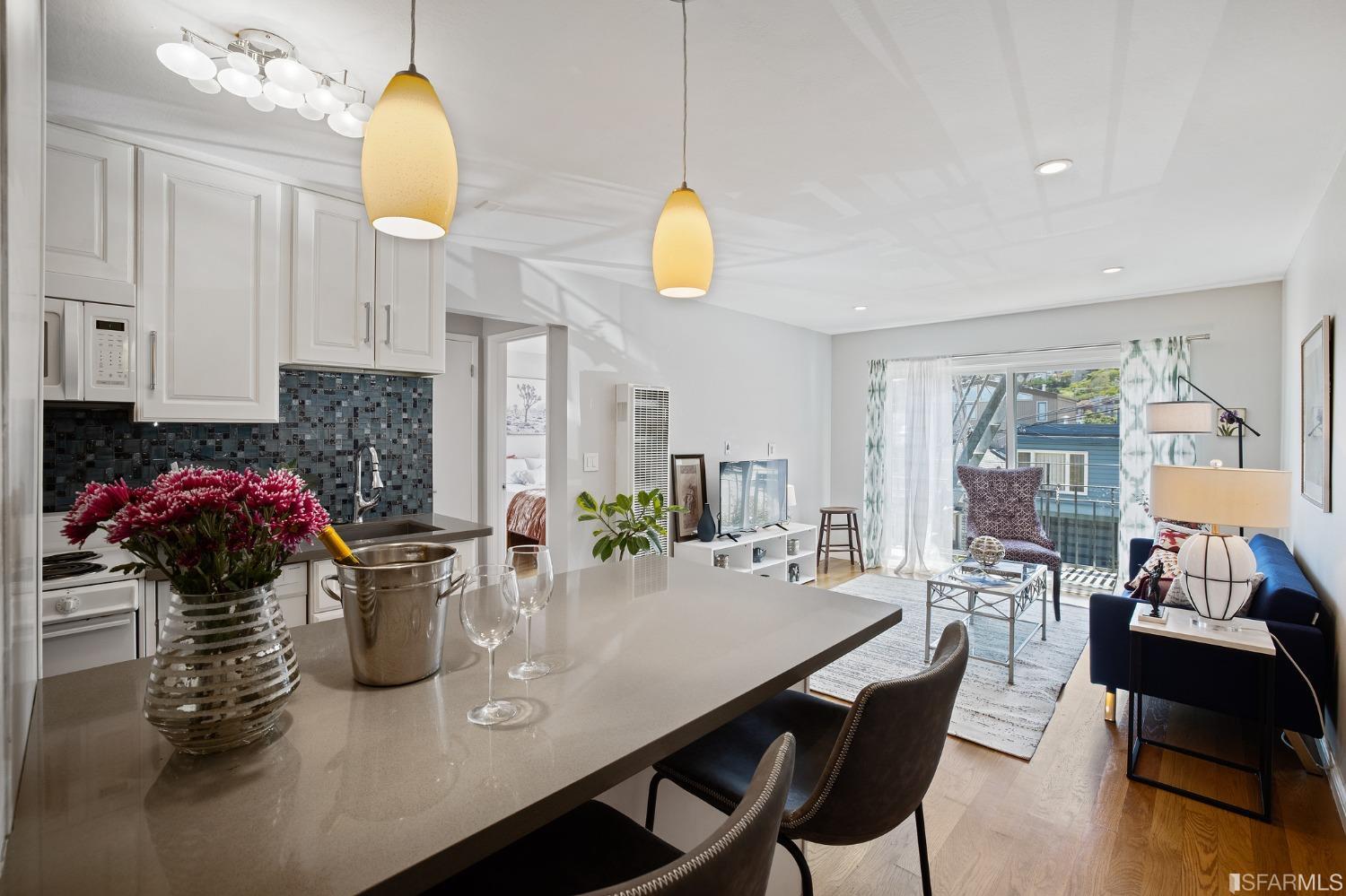 930 Elizabeth Street Unit: 1
