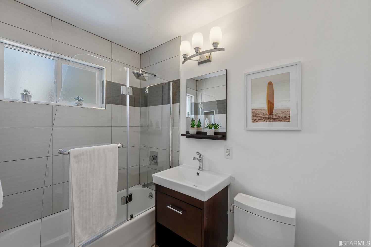 930 Elizabeth Street Unit: 1