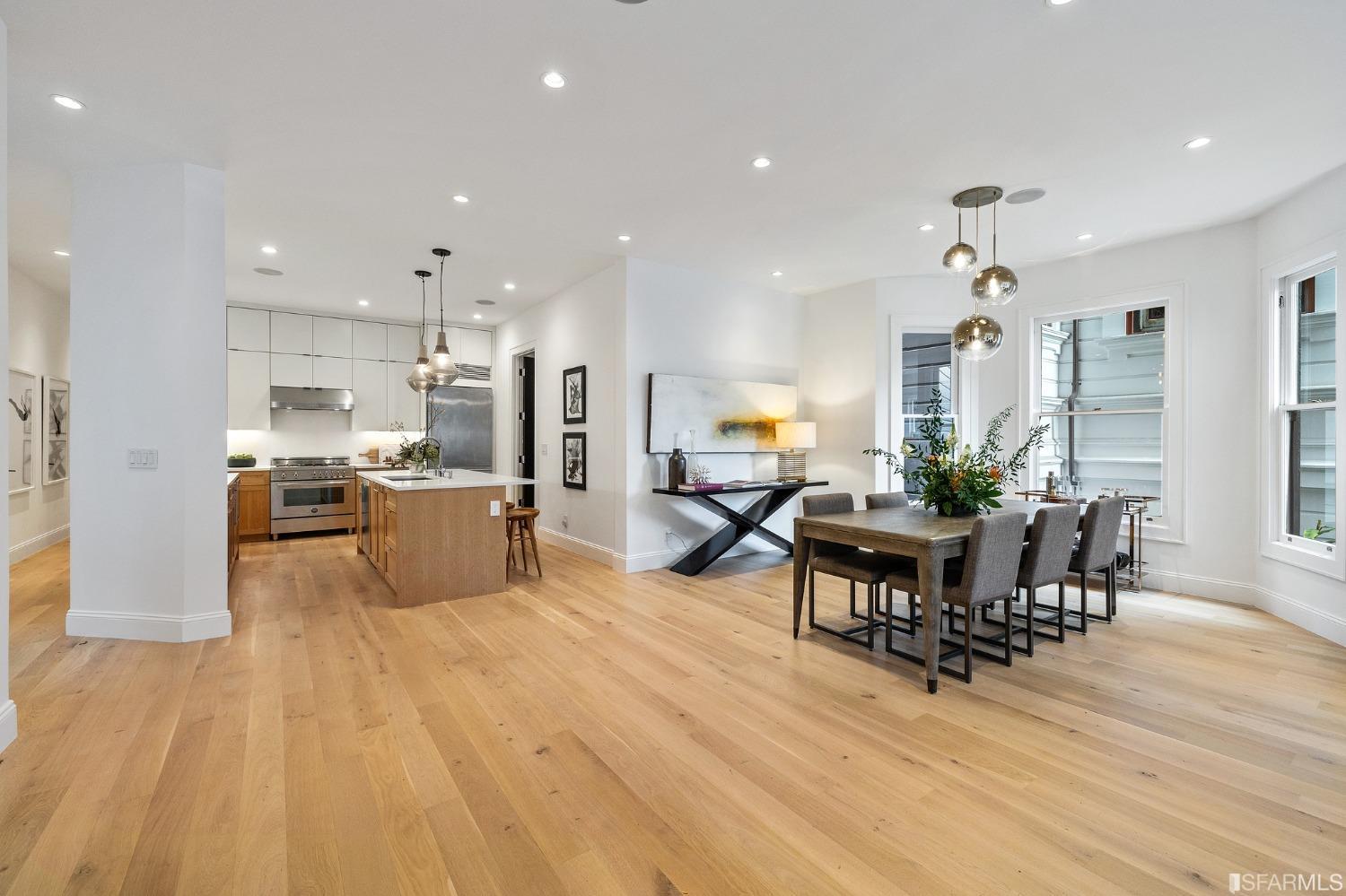 957 South Van Ness Avenue