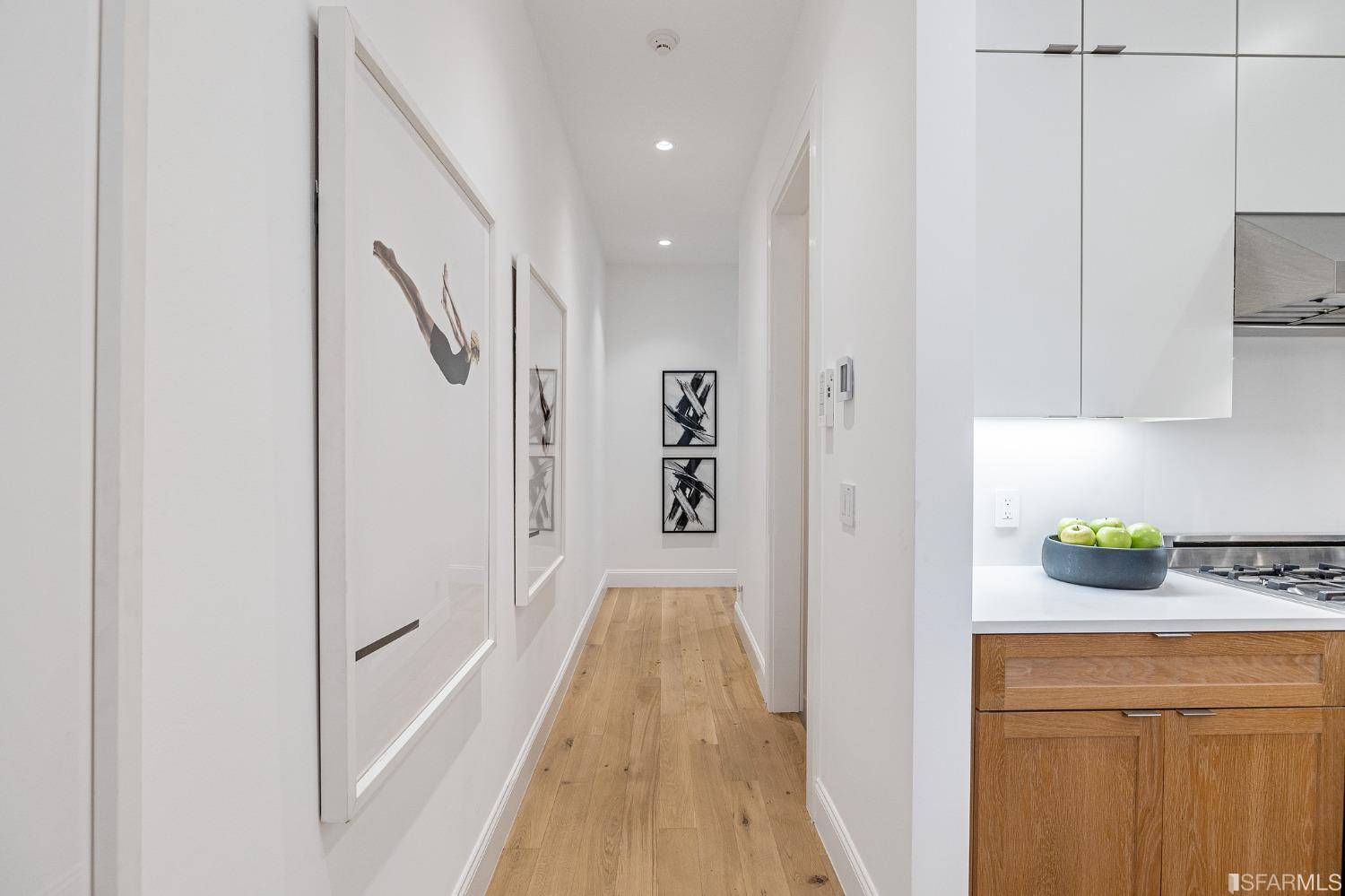 957 South Van Ness Avenue