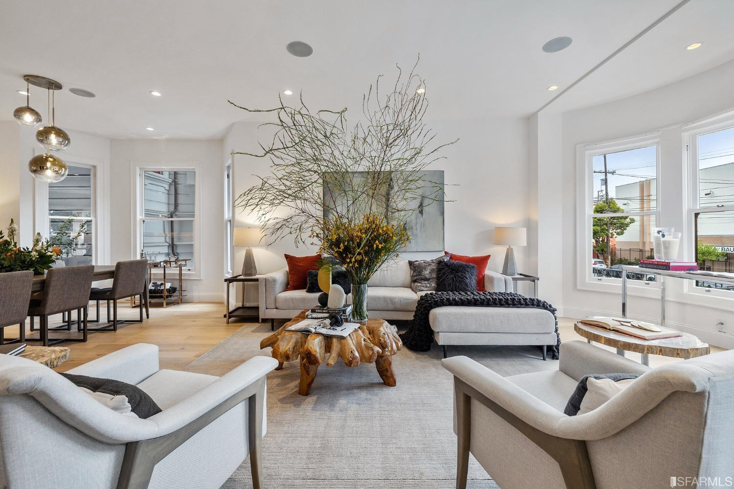 957 South Van Ness Avenue