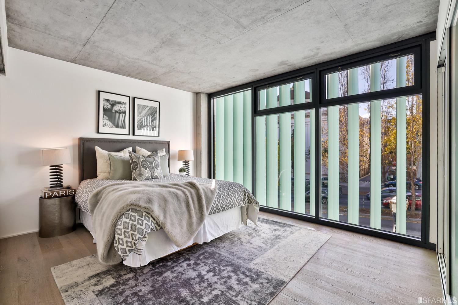 8 Octavia Street Unit: 404