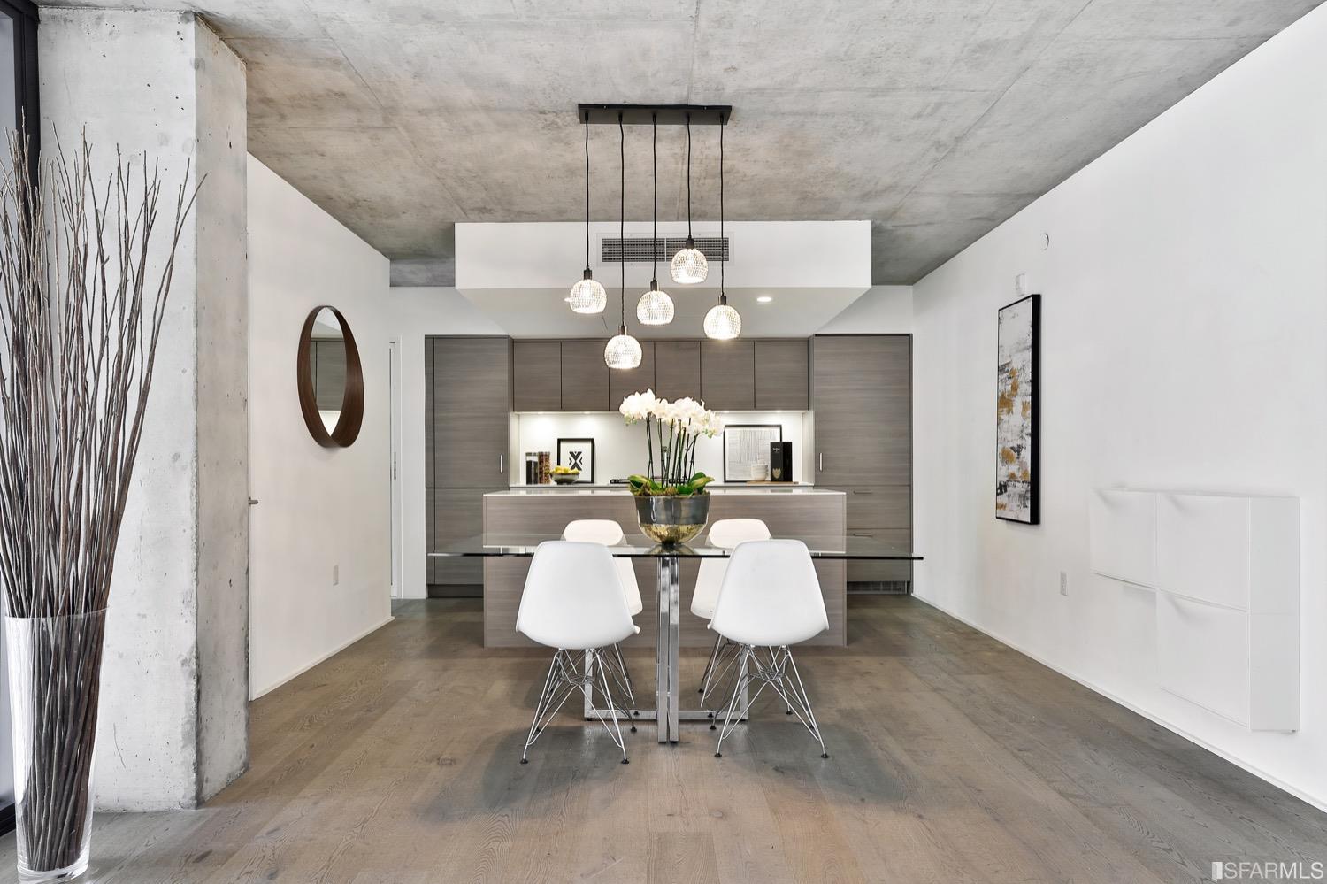 8 Octavia Street Unit: 404