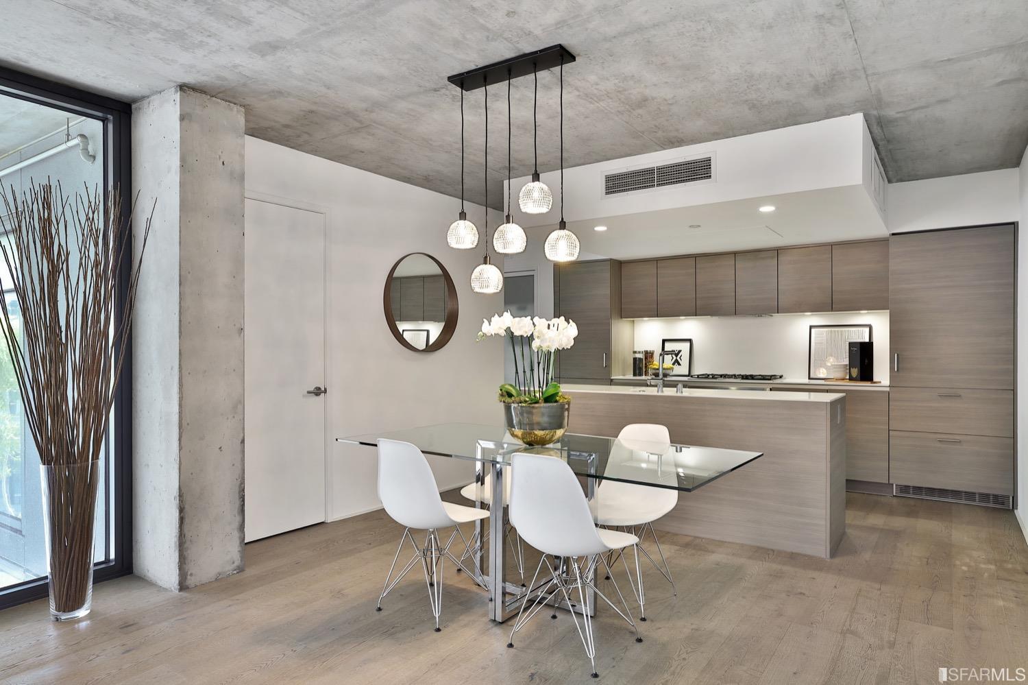 8 Octavia Street Unit: 404